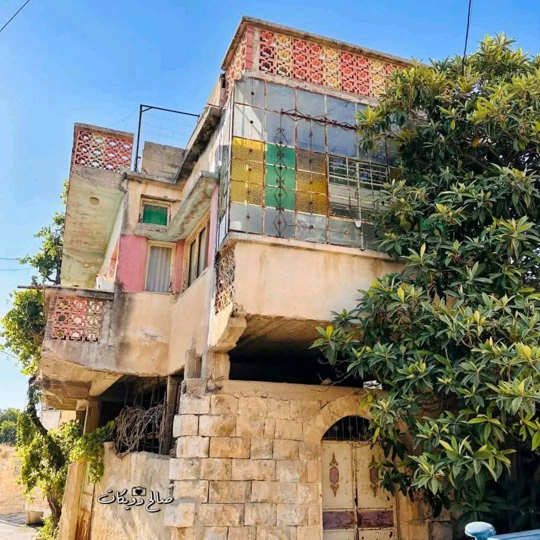 من قرية إجنسنيا شمال غرب نابلس   تصوير صالح دويكات